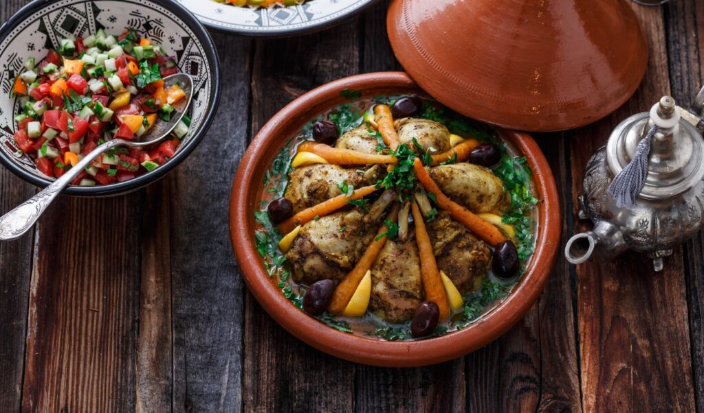 Tajine de Poulet aux Abricots : (Authentique ou Express au Four)
